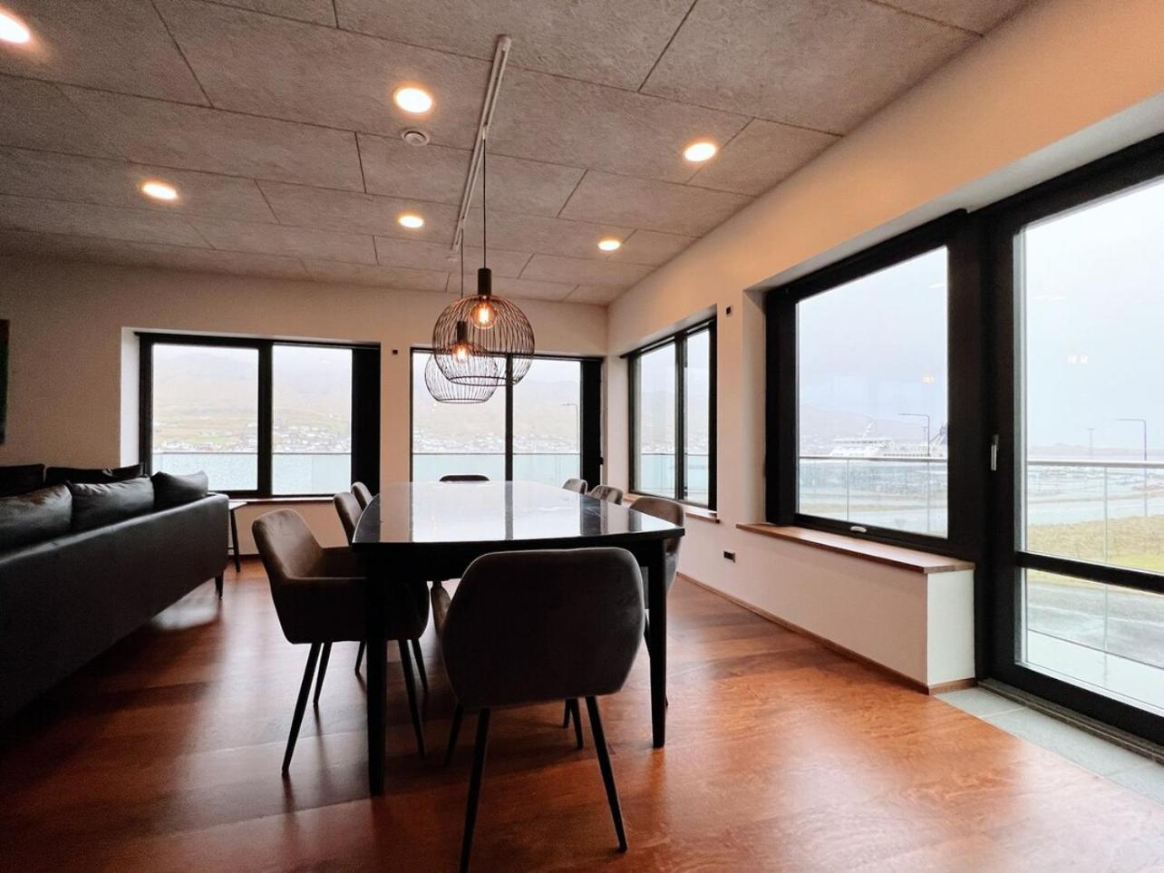 Stunning Ocean View Penthouse Apartment Oravik Eksteriør billede